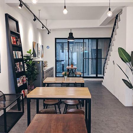 The Gatsby Apartment Тайнан Екстериор снимка