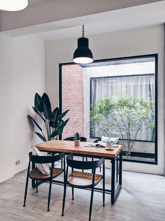 The Gatsby Apartment Тайнан Екстериор снимка